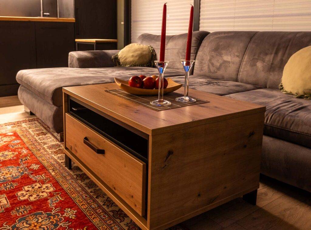 Wohnbereich im Hausboot Albatros